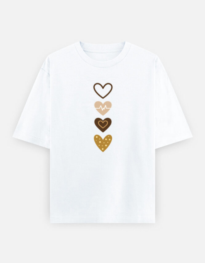 4 Hearts - Oversized Classic T-Shirt - Image 2